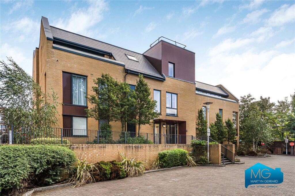 Main image of property: Quayle Crescent, Whetstone, London, N20