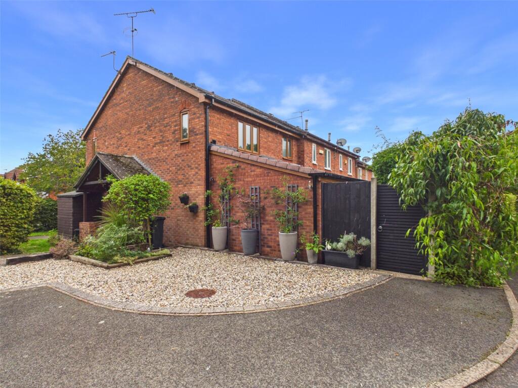 Main image of property: Caister Avenue, Worcester, Worcestershire, WR4