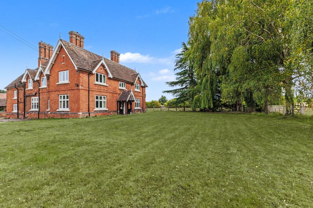 Main image of property: Spernal Lane, Spernal, B80