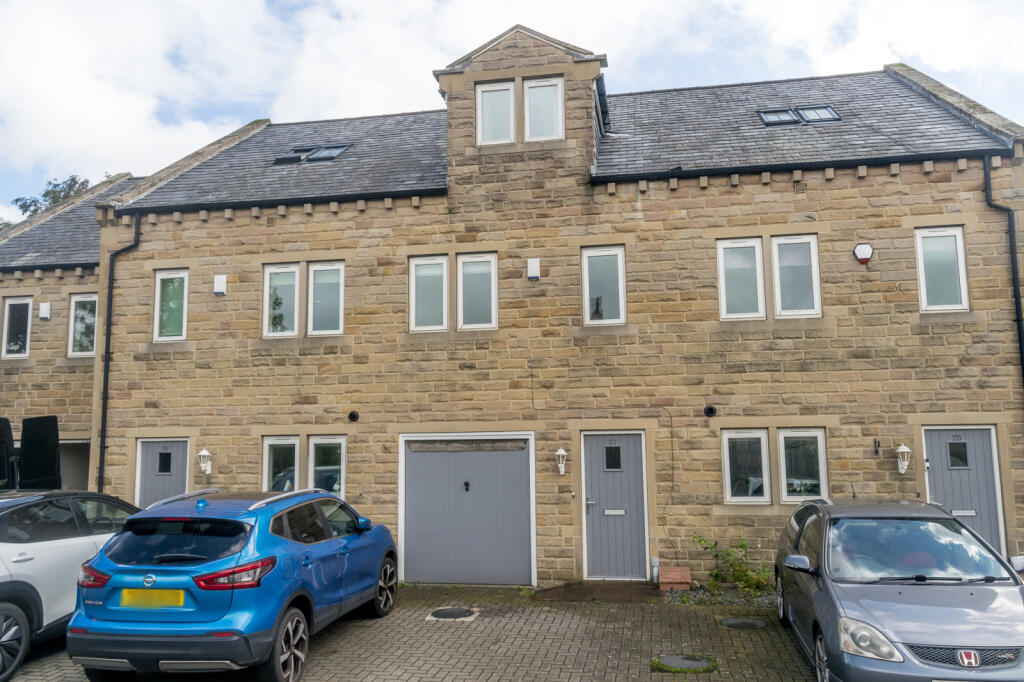 Main image of property: Towngate Fold, HOLMFIRTH, HD9 4FD