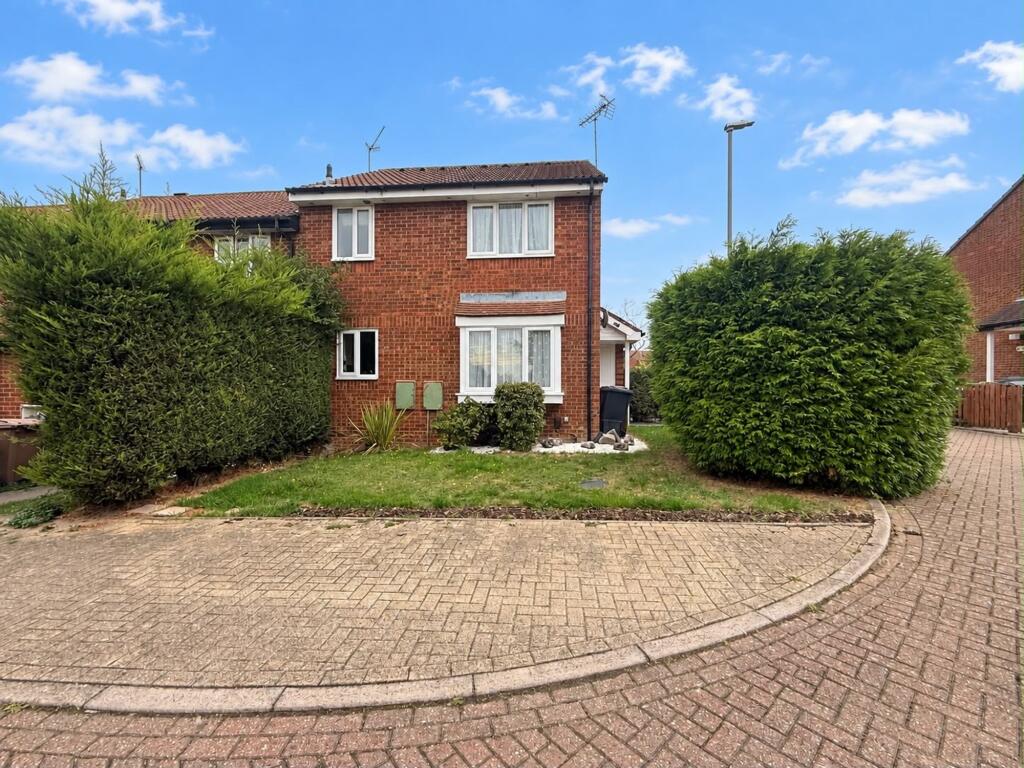 Main image of property: Heron Drive, Luton, LU2