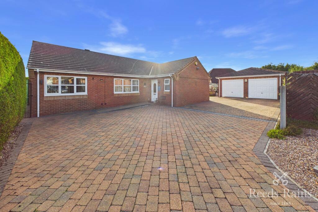 Main image of property: Aire Valley Mount, Castleford, West Yorkshire, WF10