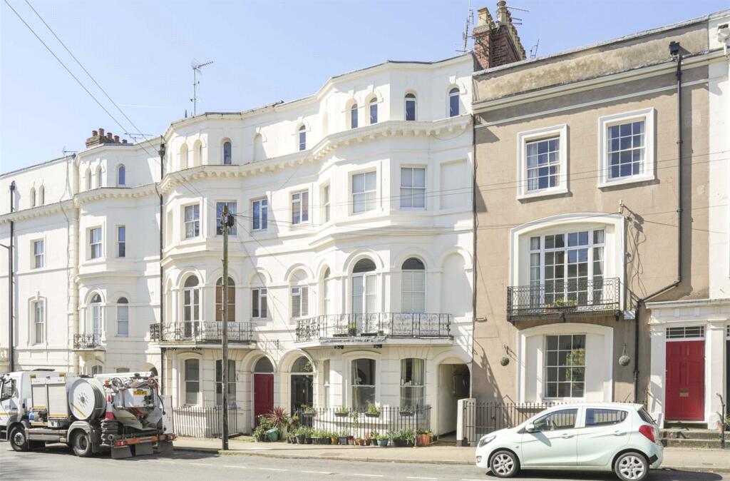Main image of property: Portland Street, Leamington Spa, Warwickshire, CV32