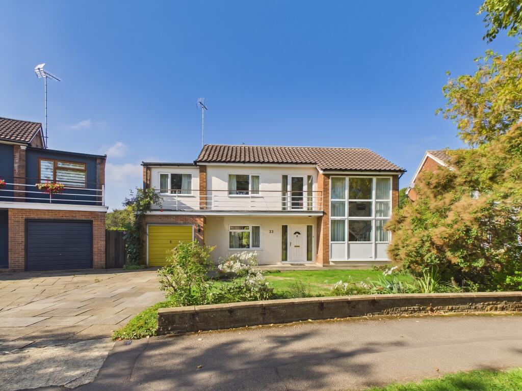 Main image of property: Blunts Way, Horsham, West Sussex