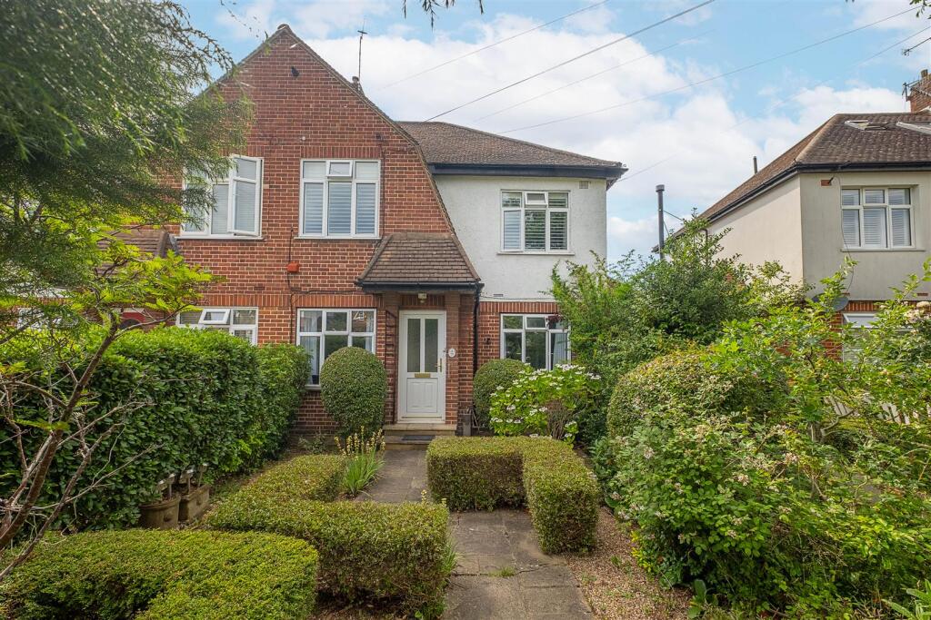 Main image of property: Speer Road, Thames Ditton