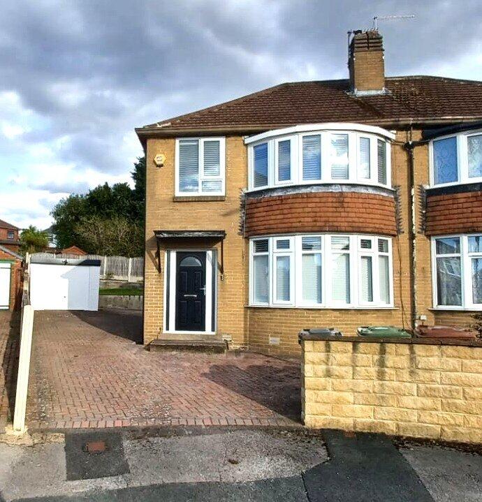 Main image of property: Carr Manor Walk, Leeds, West Yorkshire, LS17