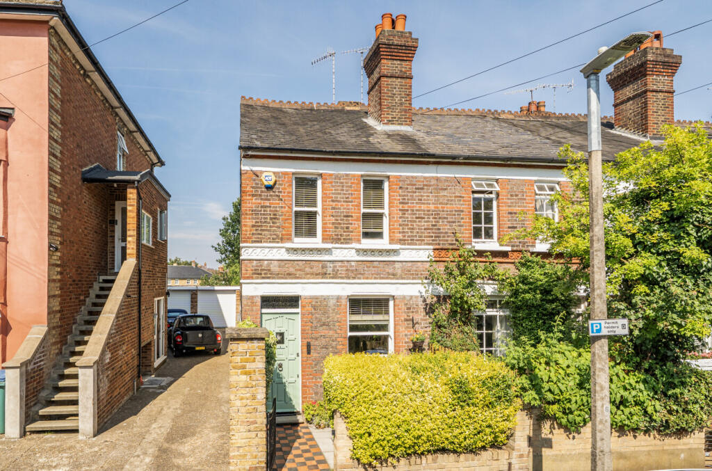 Main image of property: Church Road, Nascot Wood, Watford WD17 4PU