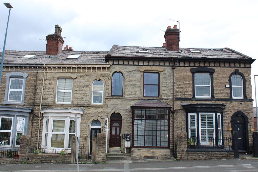 Main image of property: Mottram Road, Stalybridge, Cheshire, SK15 2QS