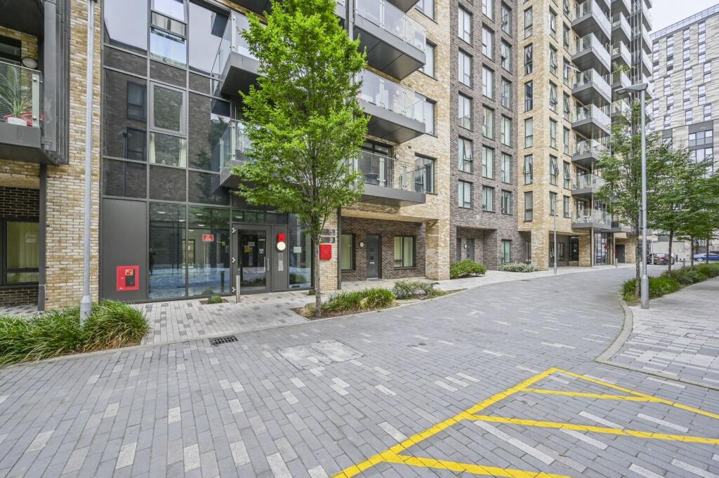 Main image of property: Chorley Court, E14, Poplar, London, E14