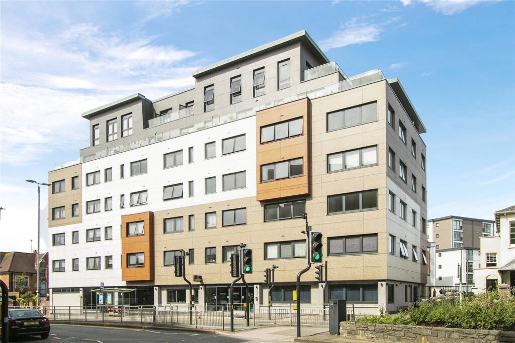 Main image of property: High Street North, Poole, BH15