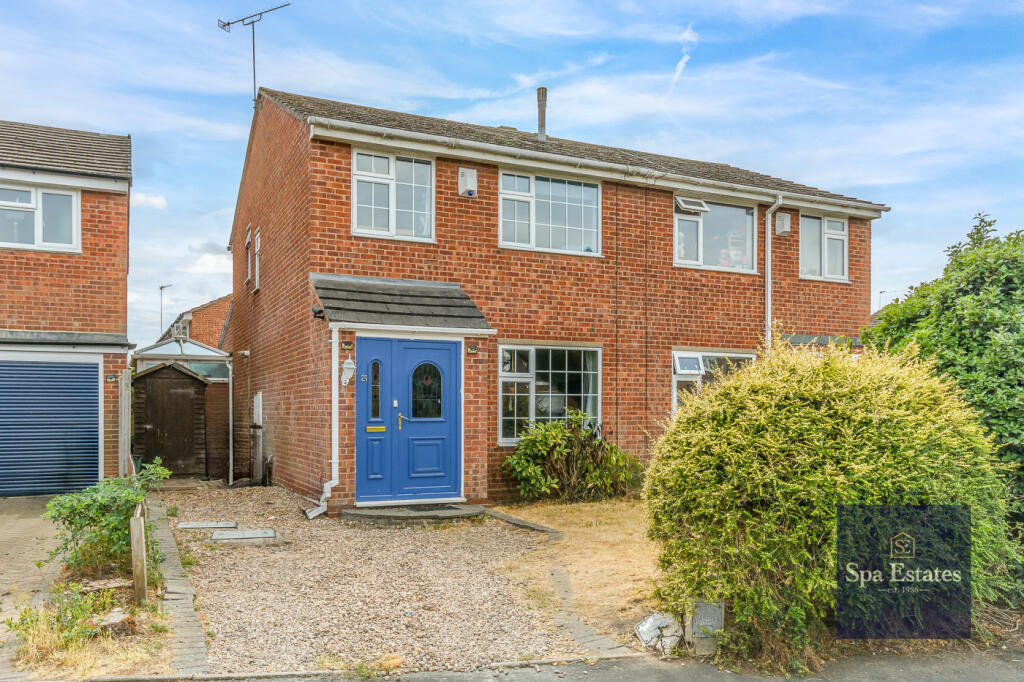 Main image of property: Extended, Garage & Gardens - Hamilton Road, Radford Semele, Leamington Spa
