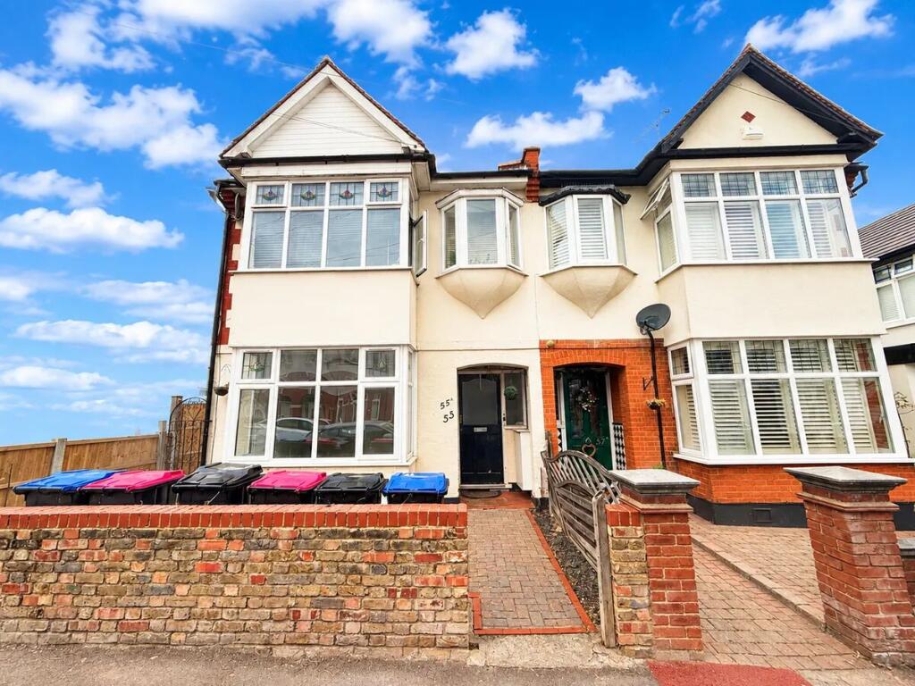 Main image of property: Lord Roberts Avenue, Leigh on sea, Leigh on sea,