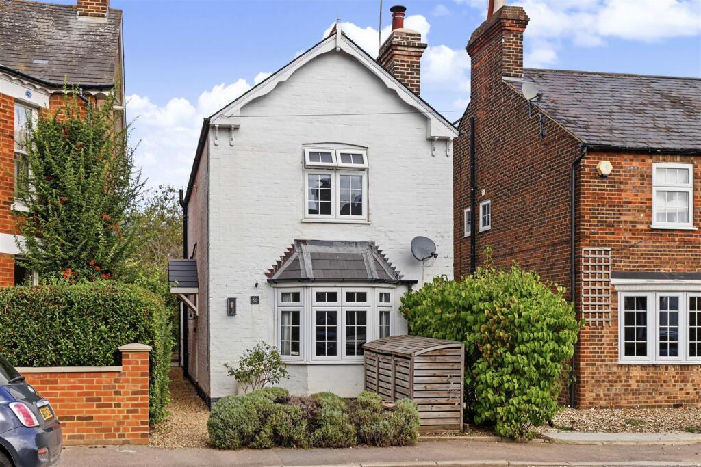 Main image of property: High Street, Kimpton