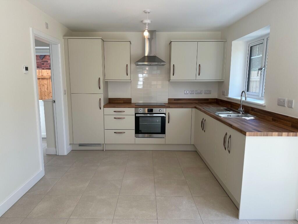 Main image of property: Gobowen,
Oswestry,
SY11 3FQ
