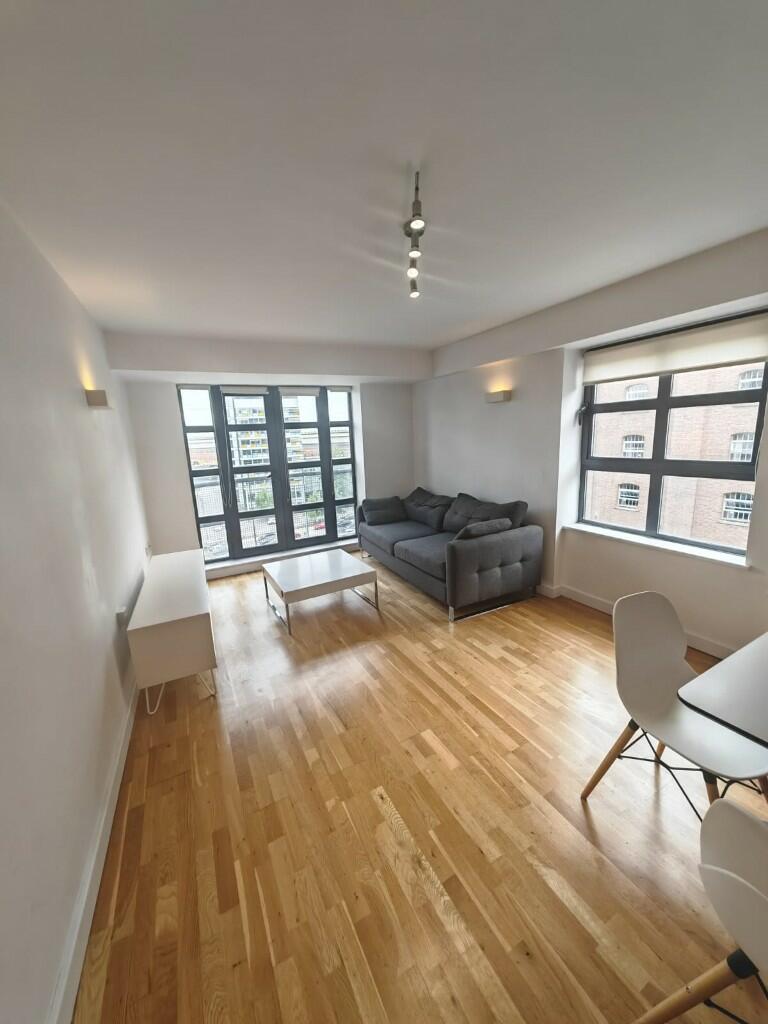 Main image of property: Navigation House, Ducie Street, Manchester, Greater Manchester, M1