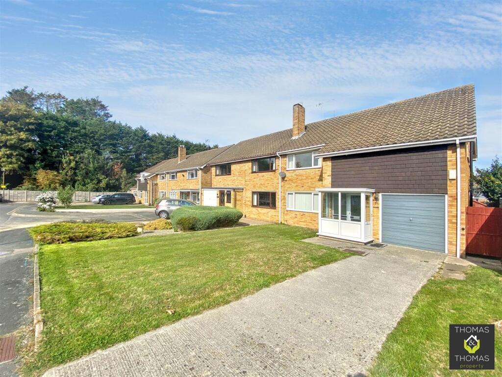 Main image of property: Sussex Gardens, Hucclecote