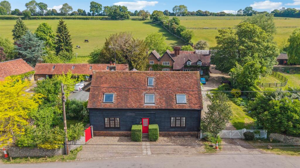 Main image of property: Frithsden, Potten End
