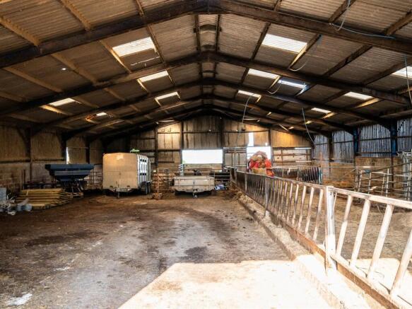 Barn 2
