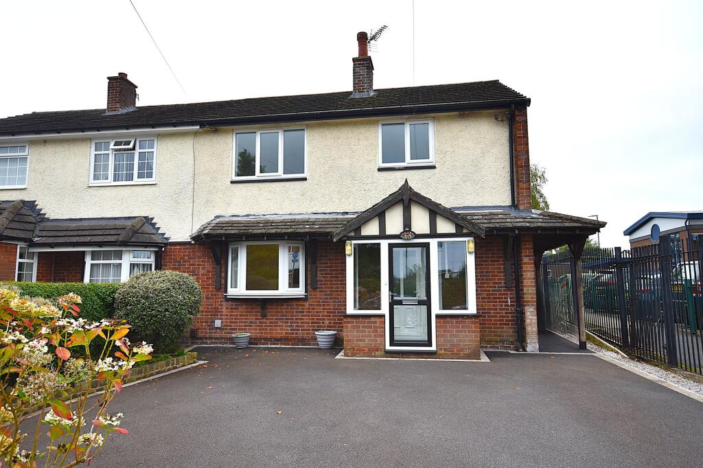 Main image of property: Parkett Heyes Road, Macclesfield, SK11