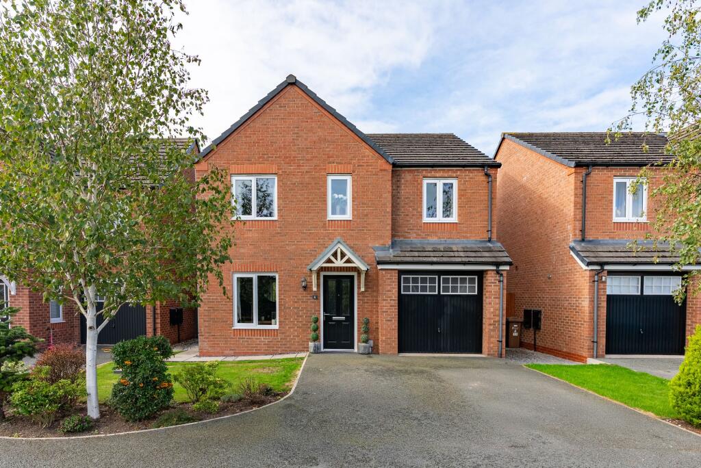 Main image of property: Oak Drive, Penyffordd, CH4