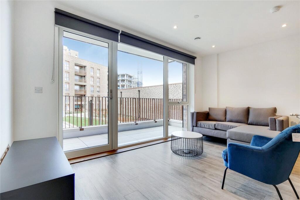 Main image of property: 14 Fresh Wharf Road, Barking, Essex, IG11