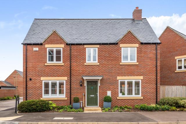 Main image of property: Longford Park Road, Bodicote, Banbury, OX15