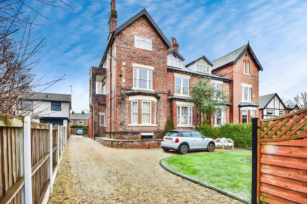 Main image of property: The Crescent, Stockport, Greater Manchester, SK3