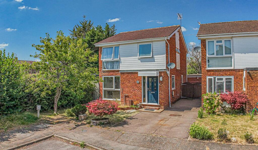 Main image of property: Hyburn Close, Hemel Hempstead, HP3