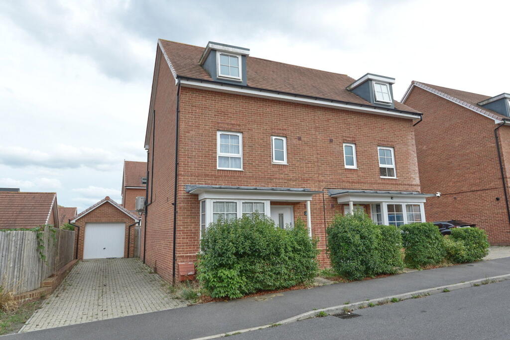 Main image of property: Albuhera Road, ALDERSHOT, GU11 4DD