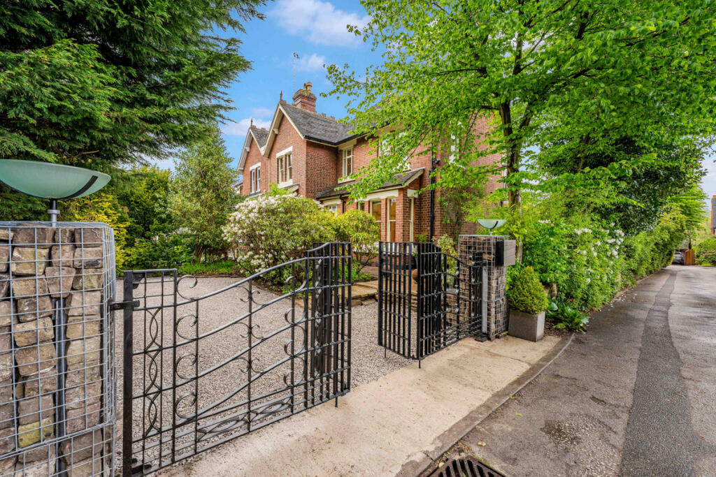 Main image of property: Hatherlow Leek Road Stockton Brook, Staffordshire Moorlands, ST9 9NH