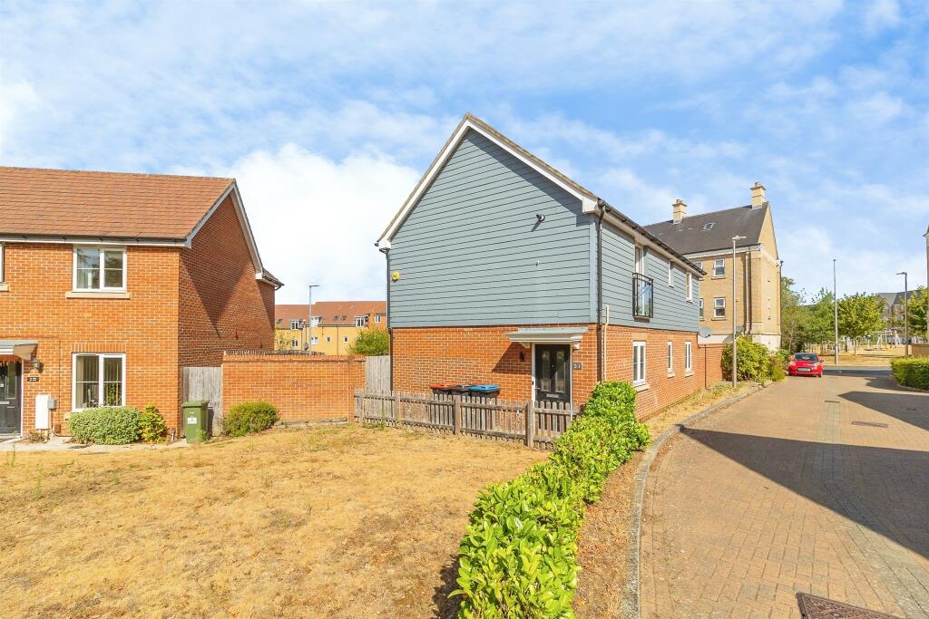 Main image of property: Hopcrofts Meadow, Redhouse Park, MILTON KEYNES