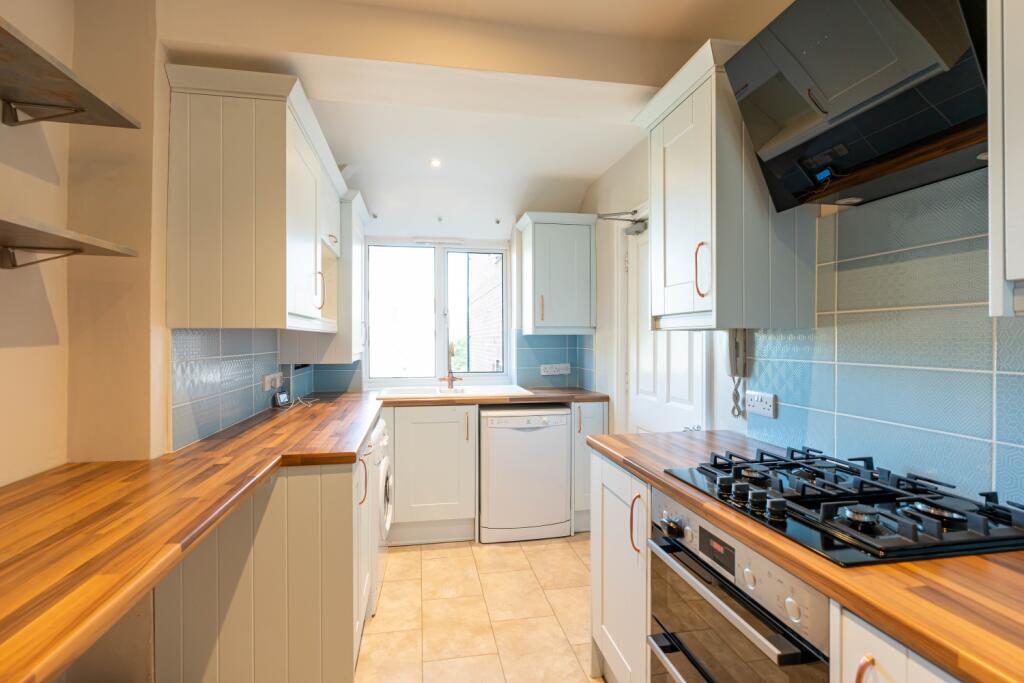 Main image of property: The Lilacs, Yarnells Road, Oxford, Oxfordshire, OX2