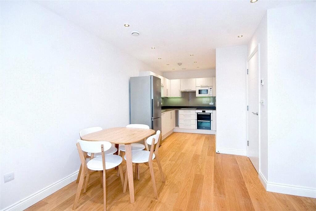 Main image of property: Bakers Row, EC1R