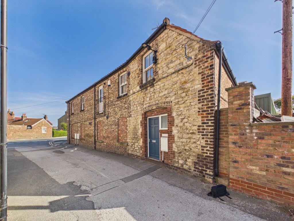 Main image of property: South Cote, Flat 5, 2 Parliament Street, Norton, Malton YO17 9HE