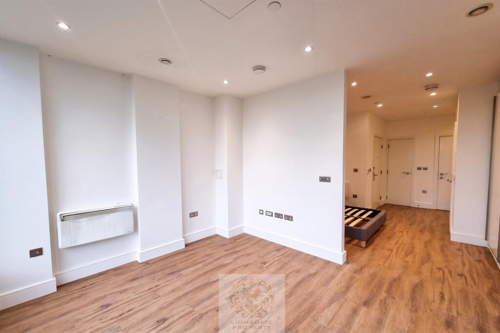 Main image of property: Westgate House, W5