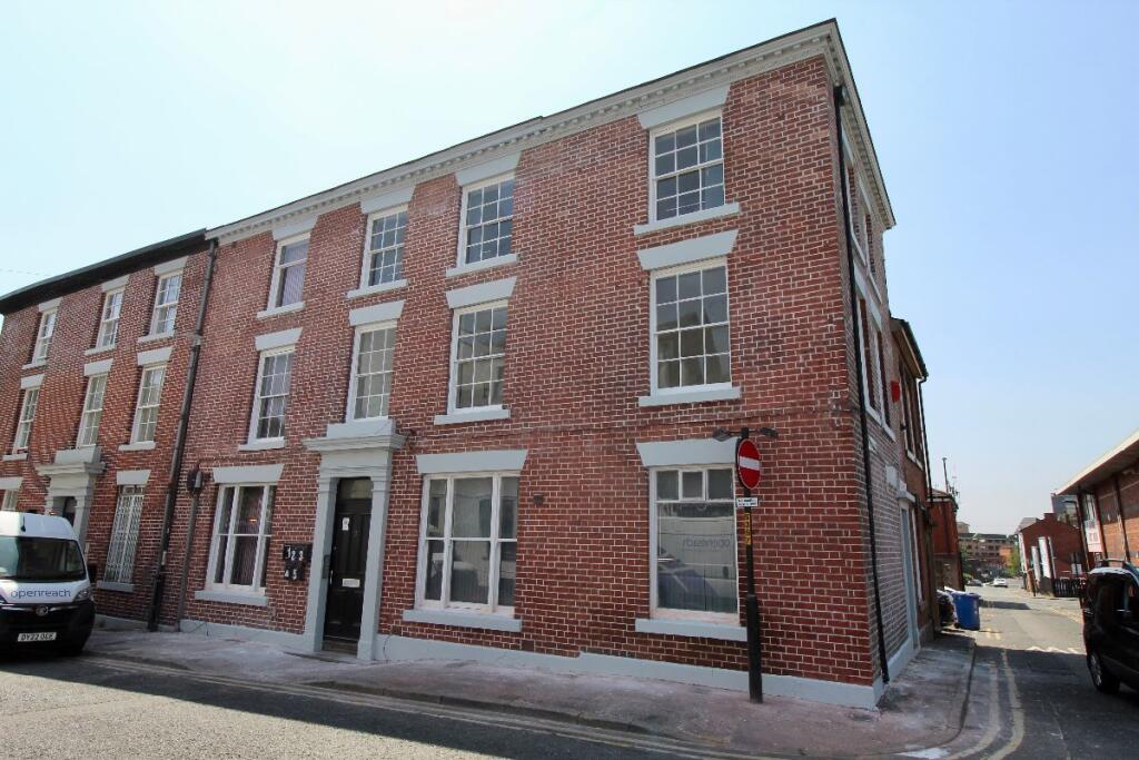 Main image of property: Flat 3, 3 Whitehall Street
