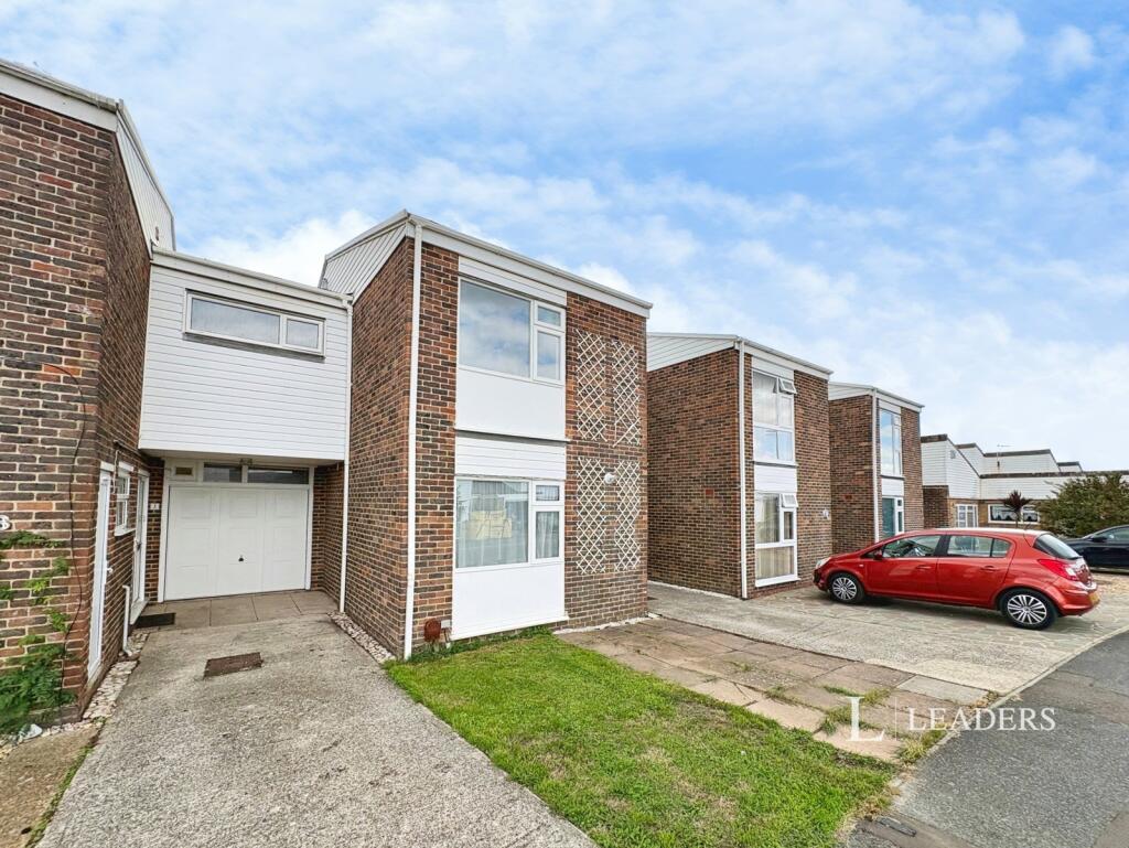 Main image of property: Silverdale Close, Bognor Regis, West Sussex, PO21