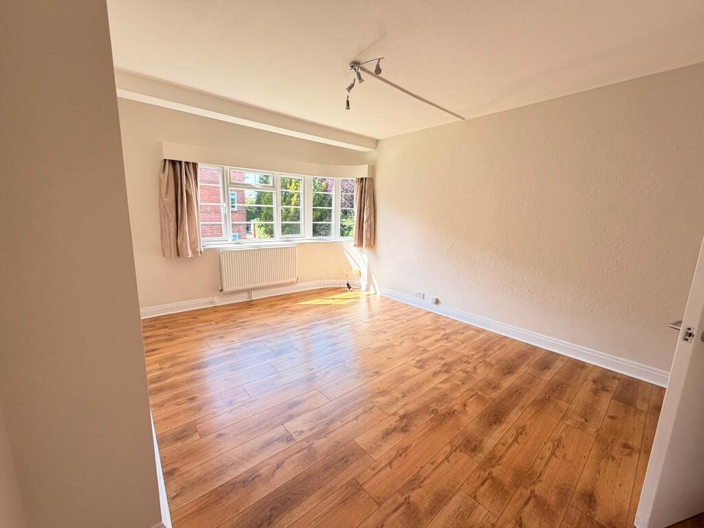 Main image of property: Watford Way, London, NW7