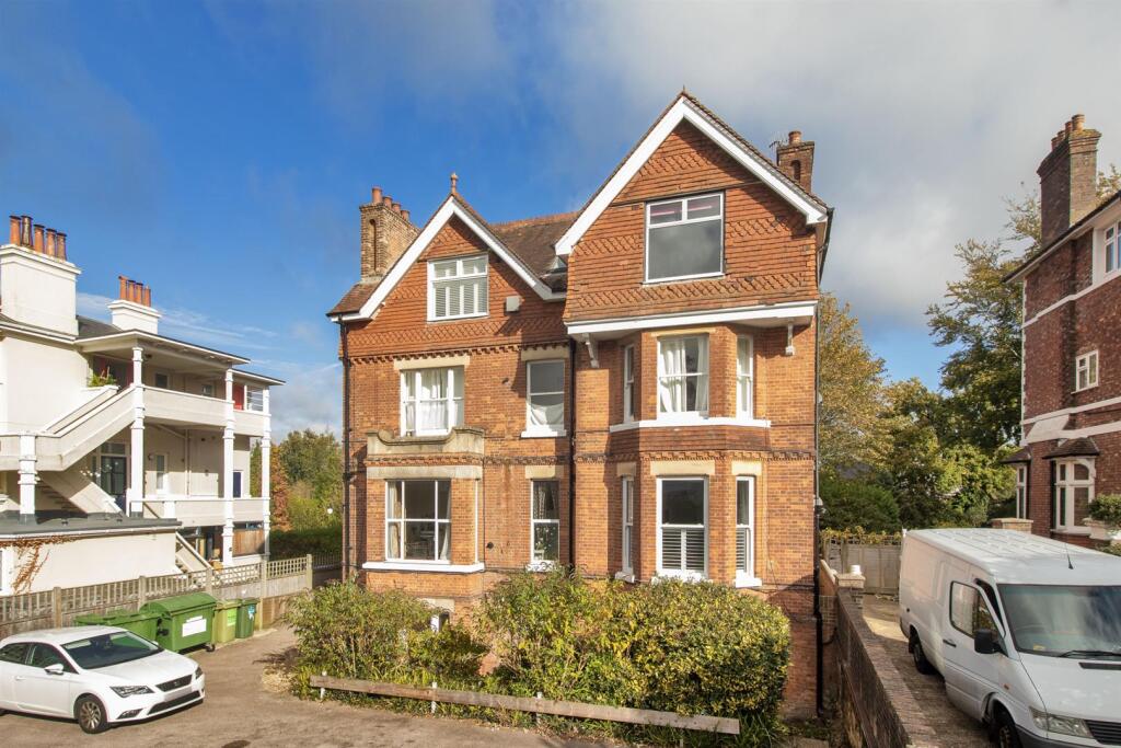 Main image of property: Lansdowne Road, Tunbridge Wells