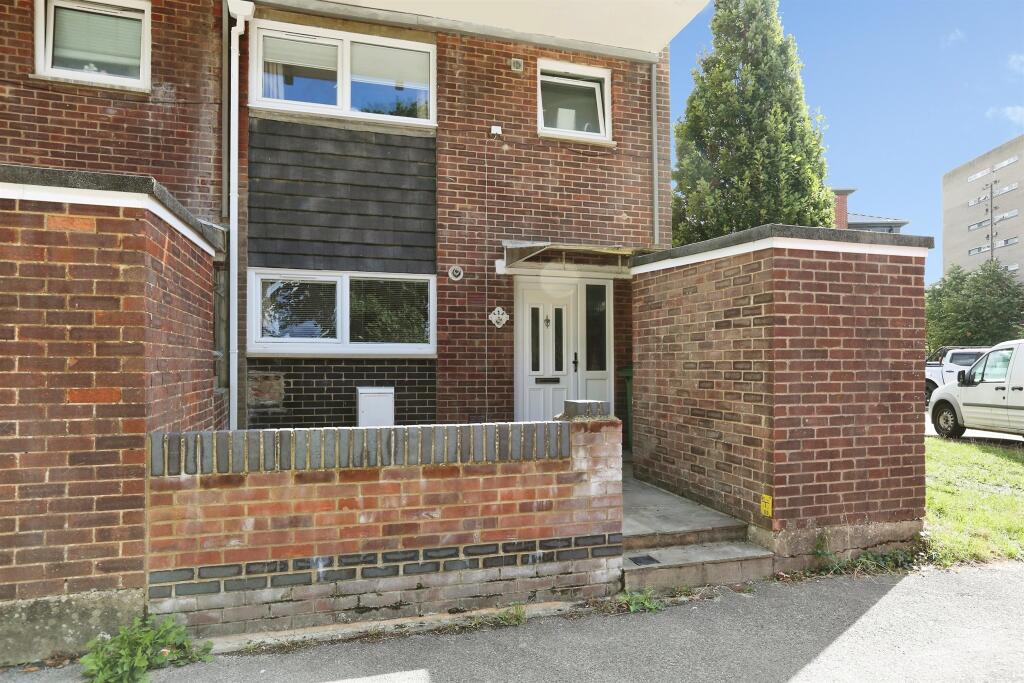 Main image of property: Bishopsfield Road, Fareham
