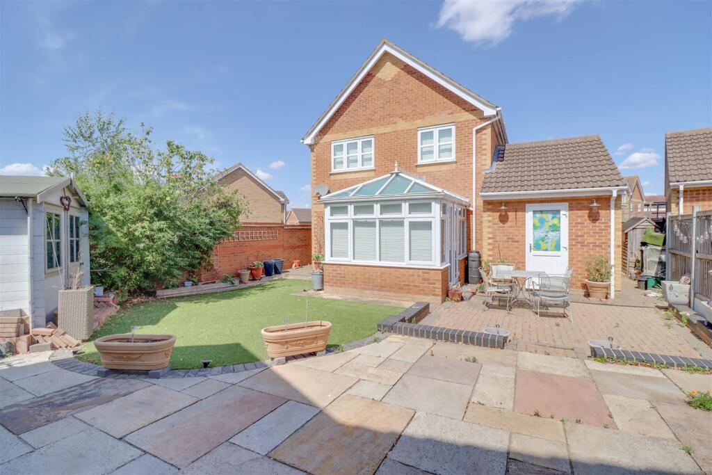 Main image of property: Roxwell Crescent, Wickford