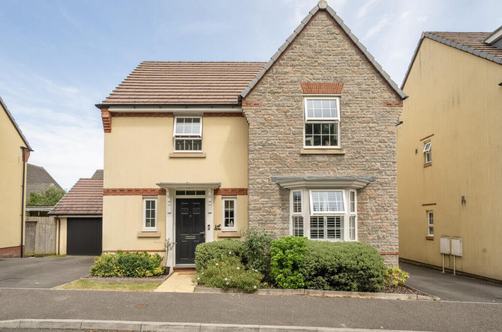 Main image of property: Exmoor Way, Cullompton
