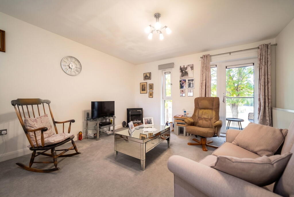 Main image of property: 24 Oakview, Richard Lewis Way, Shirley, B90 3FX