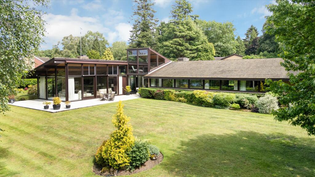 Main image of property: Squirrel Walk, Little Aston, Sutton Coldfield, West Midlands B74