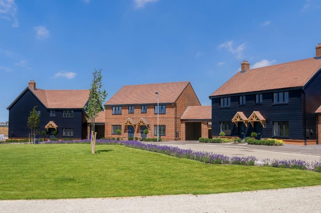 Main image of property: Grovehurst Road,
Sittingbourne,
Kent,
ME98RB