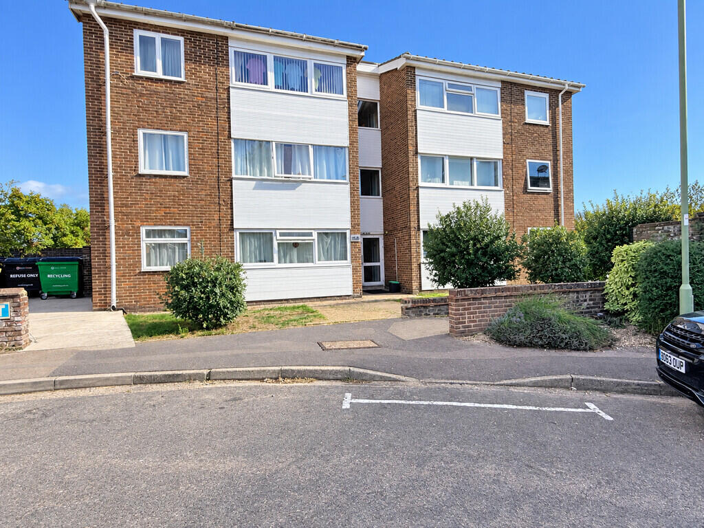 Main image of property: Waterside, Hythe, Southampton
