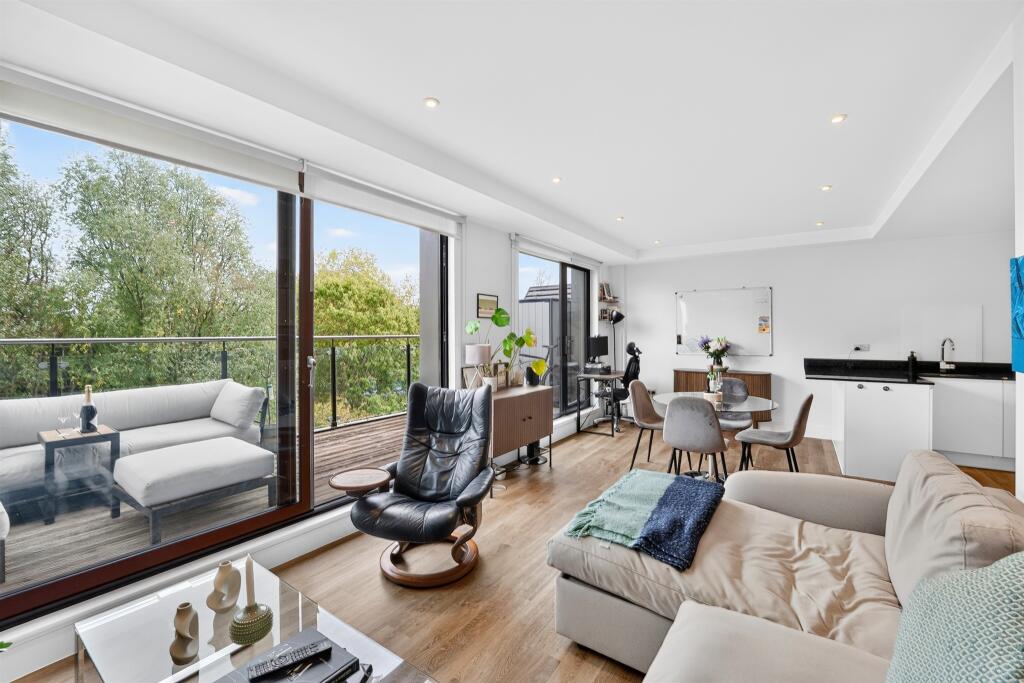 Main image of property: Knaresborough Drive, London