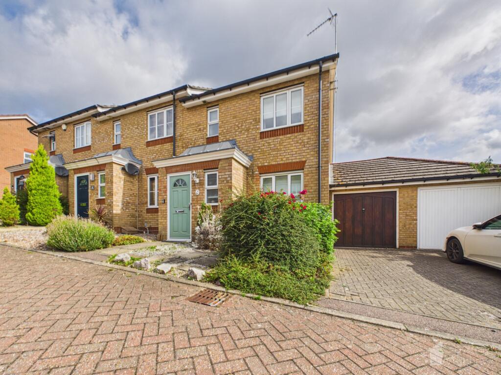 Main image of property: Pentland Rise, Great Ashby, Stevenage, Hertfordshire