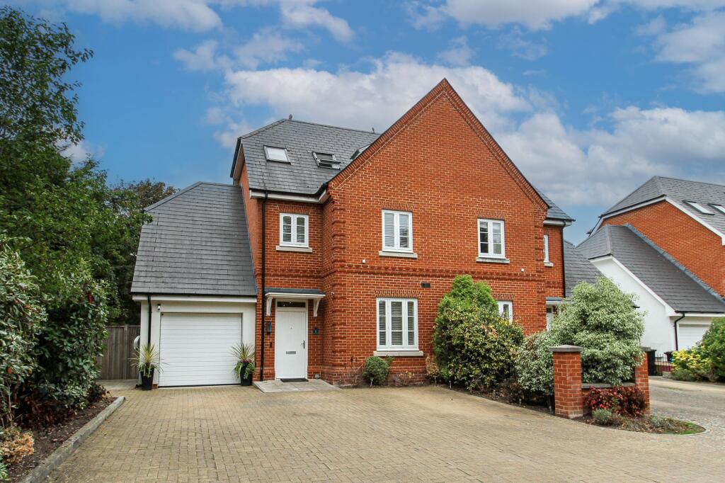 Main image of property: Royston Drive, Ewshot, GU10