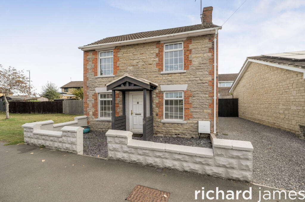 Main image of property: Blunsdon Road, Haydon Wick, Swindon, SN25